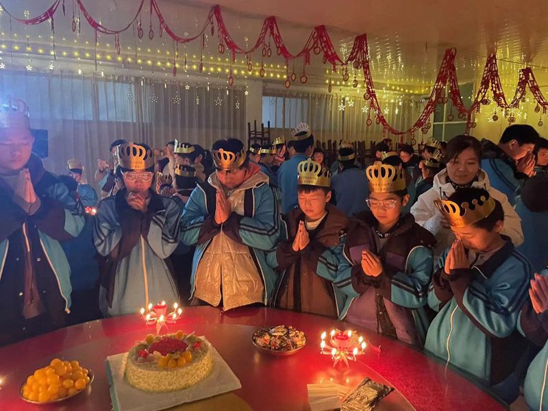 学生生日会