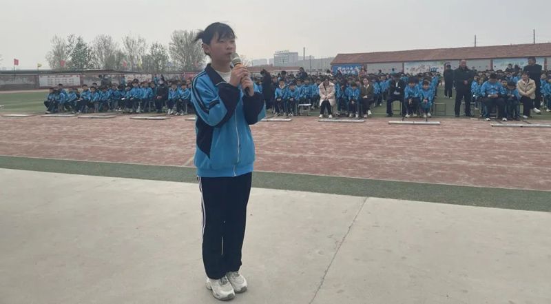 法治宣传进校园 普法教育在行动